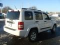 Stone White - Liberty Sport 4x4 Photo No. 4