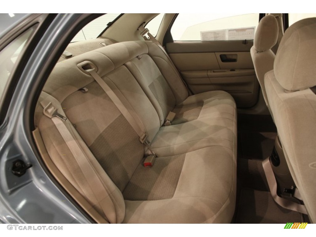 2006 Ford Taurus SE Rear Seat Photo #89999352