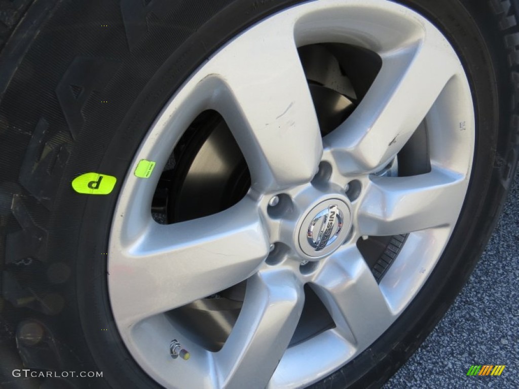 2014 Nissan Titan SL Crew Cab Wheel Photos