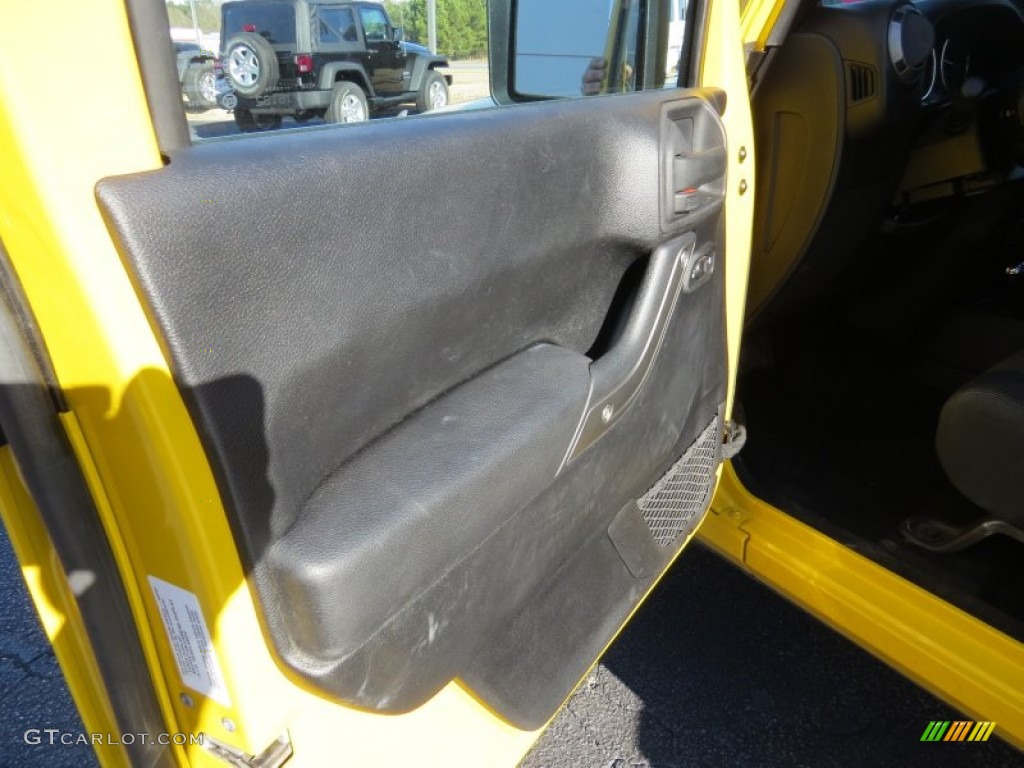 2011 Wrangler Unlimited Sport 4x4 - Detonator Yellow / Black photo #12