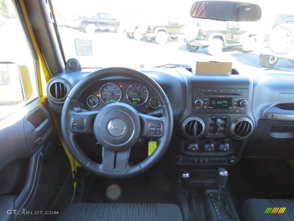 2011 Wrangler Unlimited Sport 4x4 - Detonator Yellow / Black photo #14