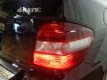 Black - ML 350 4Matic Photo No. 12
