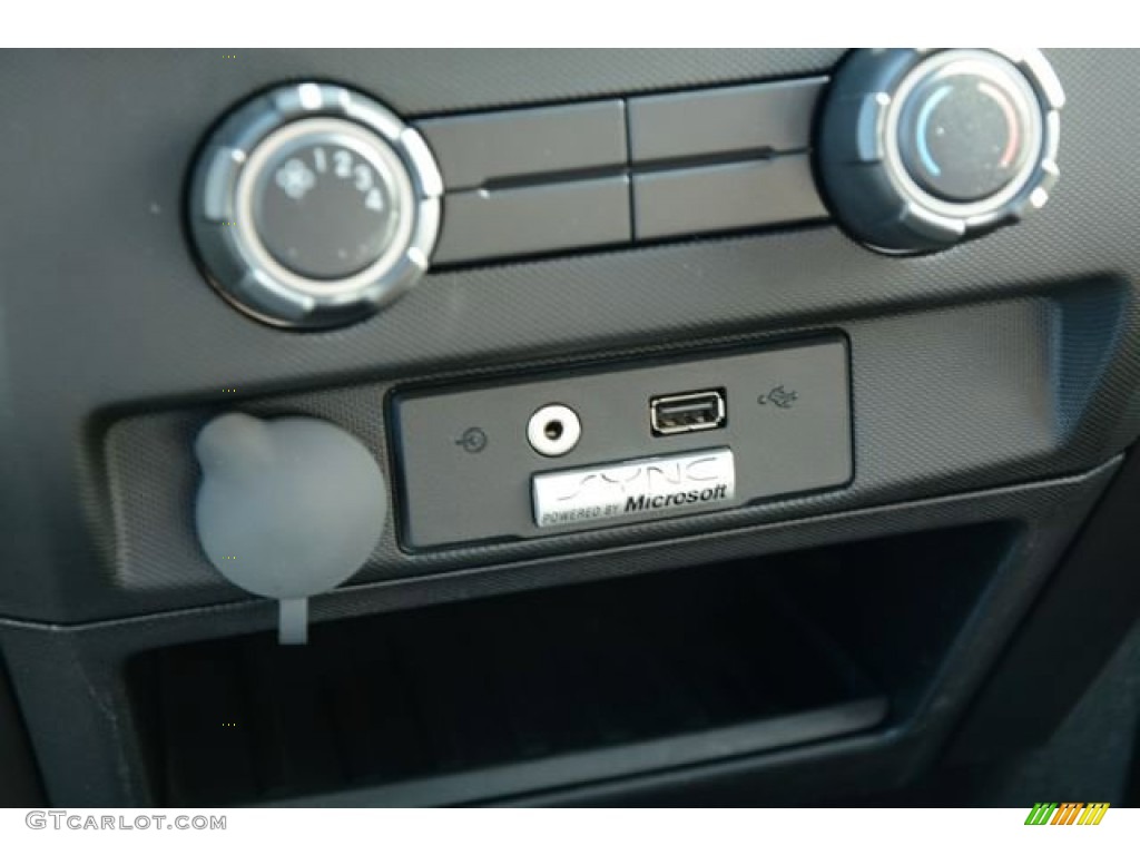2014 Ford F150 STX SuperCab Controls Photo #90015731