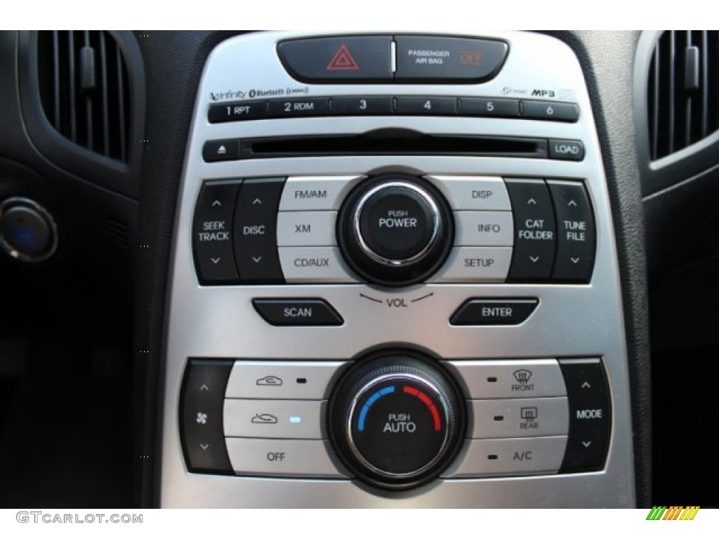 2010 Hyundai Genesis Coupe 3.8 Track Controls Photos