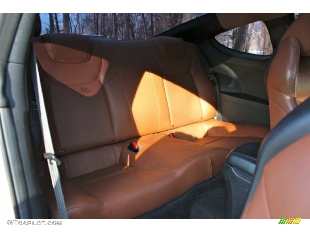 2010 Genesis Coupe 3.8 Track - Karussell White / Brown photo #25