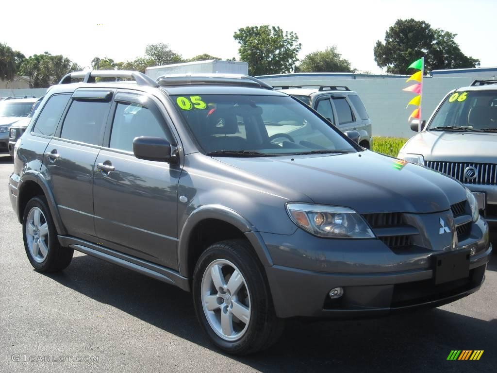 2005 Outlander Limited - Graphite Gray / Charcoal photo #30