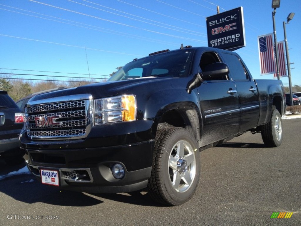 2014 Sierra 2500HD Denali Crew Cab 4x4 - Onyx Black / Ebony photo #1