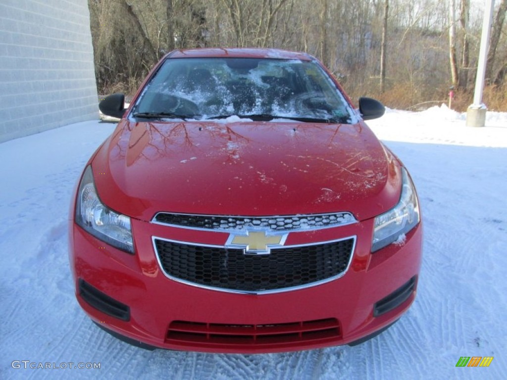 2014 Cruze LS - Red Hot / Jet Black/Medium Titanium photo #8