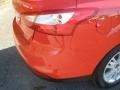 Race Red - Focus SEL Sedan Photo No. 14