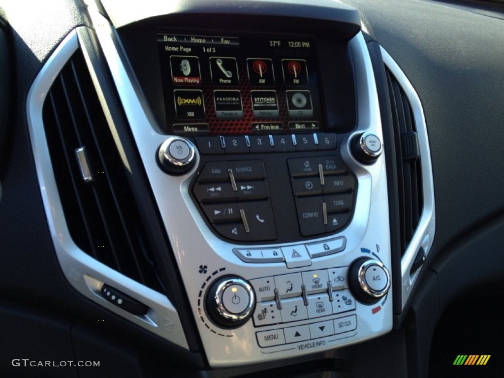 2014 GMC Terrain SLE Controls Photo #90030175