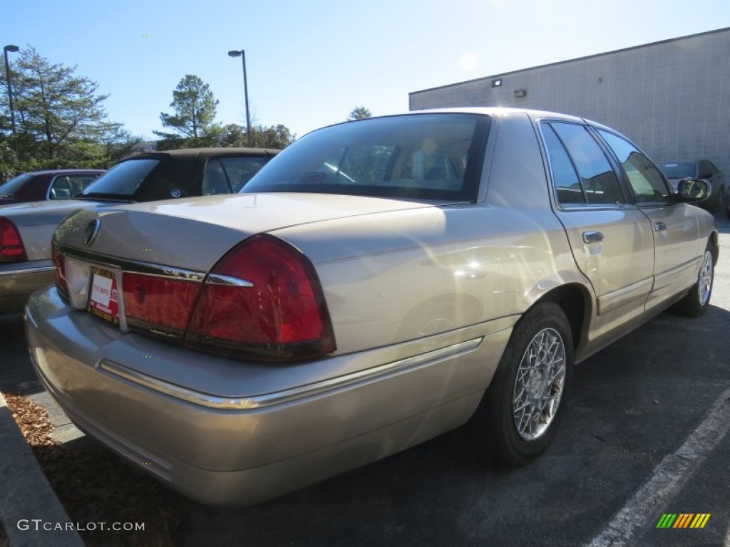 1998 Grand Marquis GS - Harvest Gold Metallic / Light Parchment photo #3