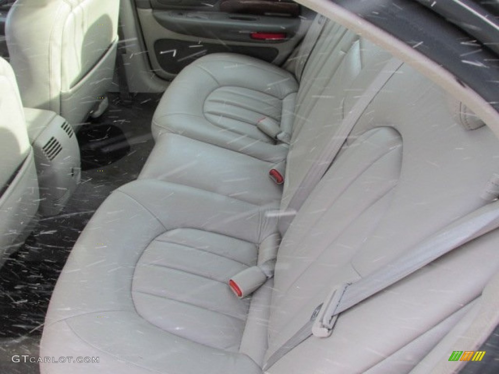 Light Taupe Interior 2002 Chrysler 300 M Sedan Photo #90031465