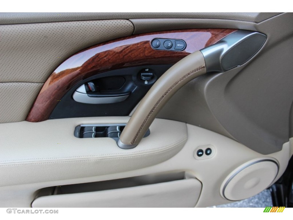 2006 Acura RL 3.5 AWD Sedan Door Panel Photos