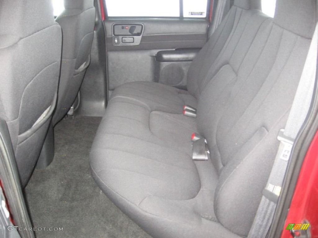 2003 S10 LS Crew Cab 4x4 - Dark Cherry Red Metallic / Graphite photo #14