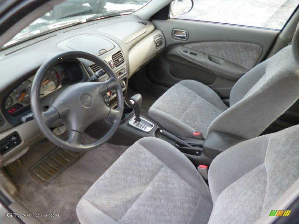 2001 Sentra GXE - Radium Silver / Stone photo #16