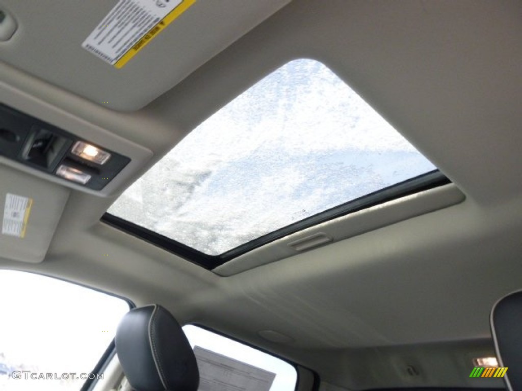 2014 Ram 1500 Laramie Limited Crew Cab 4x4 Sunroof Photos