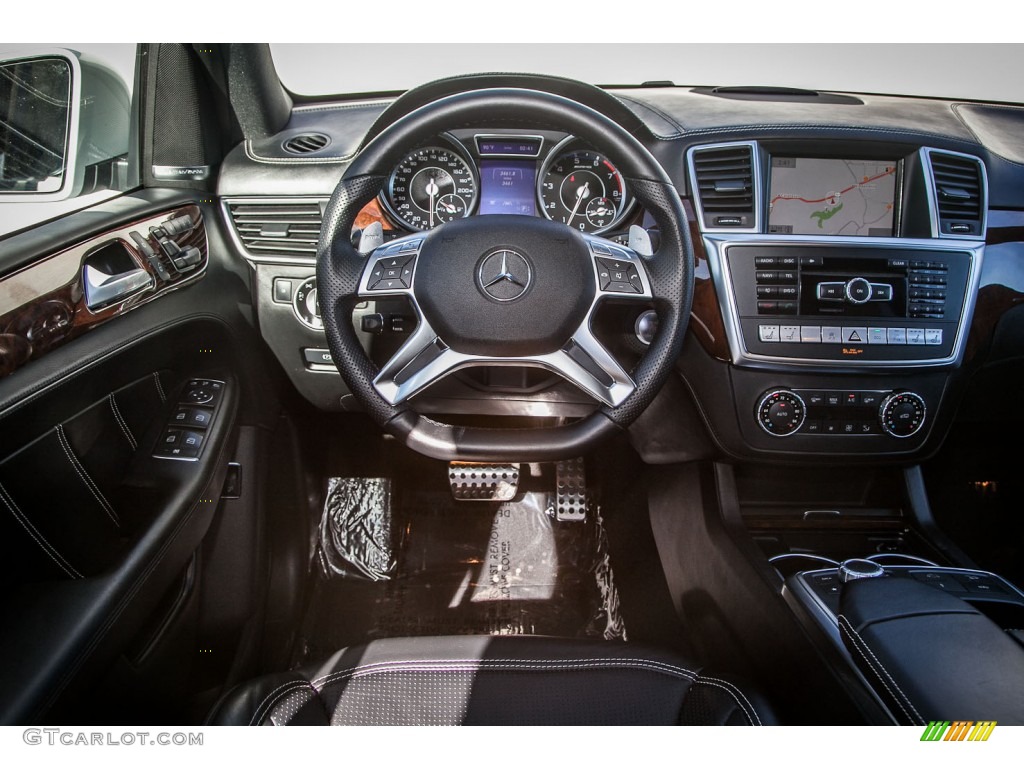 2013 Mercedes-Benz ML 63 AMG 4Matic Black Dashboard Photo #90038959
