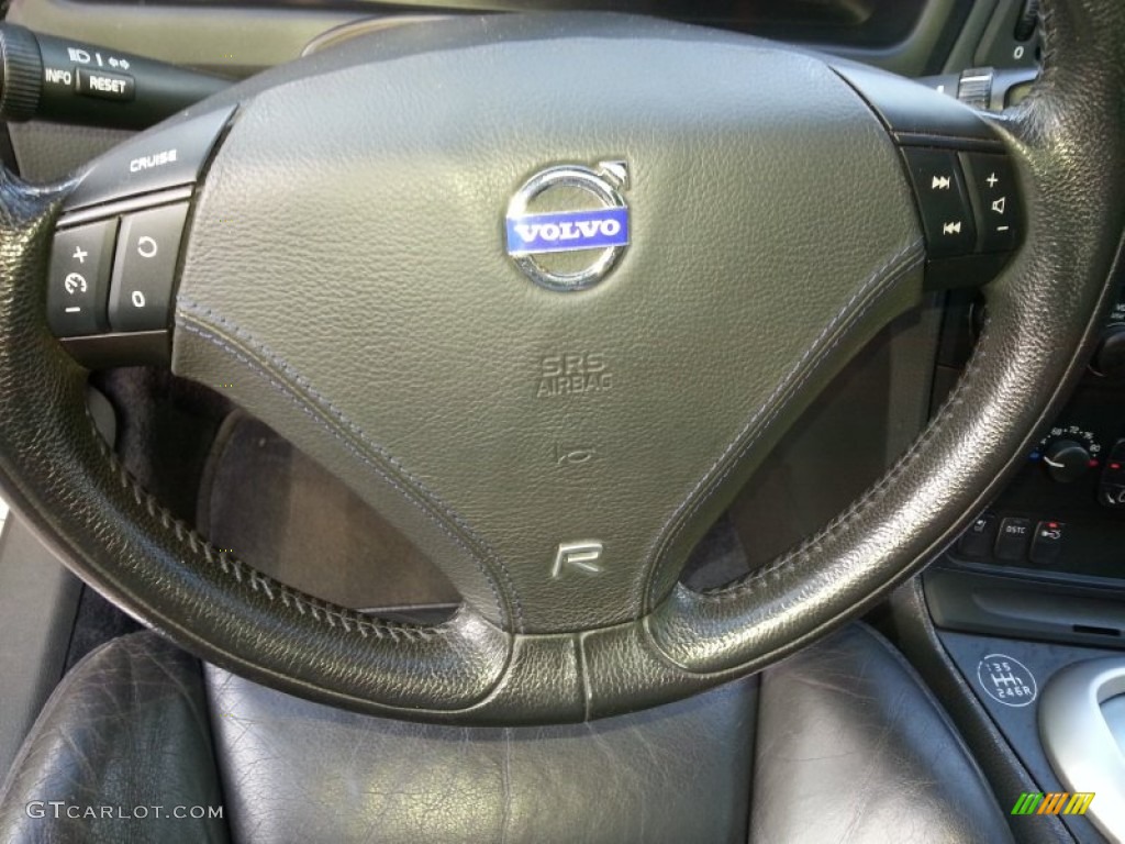 2004 Volvo S60 R AWD Steering Wheel Photos