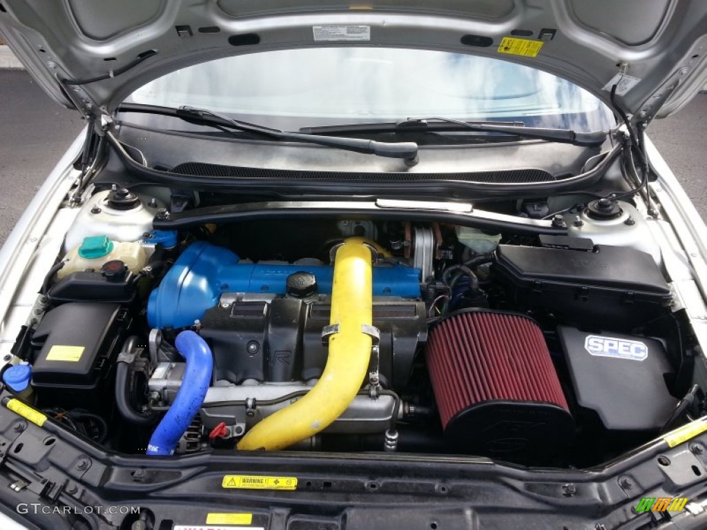 2004 Volvo S60 R AWD Engine Photos