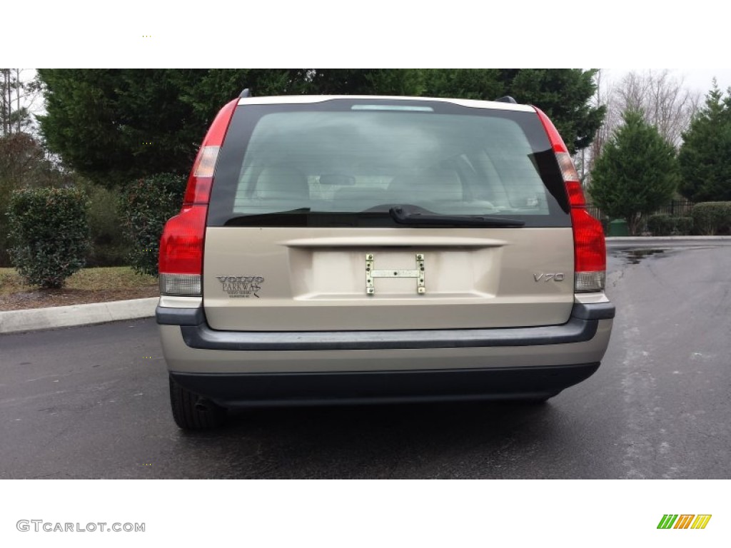 2004 V70 2.4 - Ash Gold Metallic / Taupe photo #21