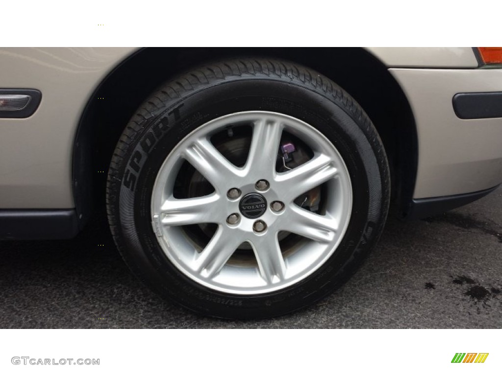 2004 Volvo V70 2.4 Wheel Photo #90044512
