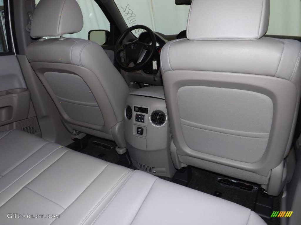 2014 Pilot EX-L - Alabaster Silver Metallic / Gray photo #31