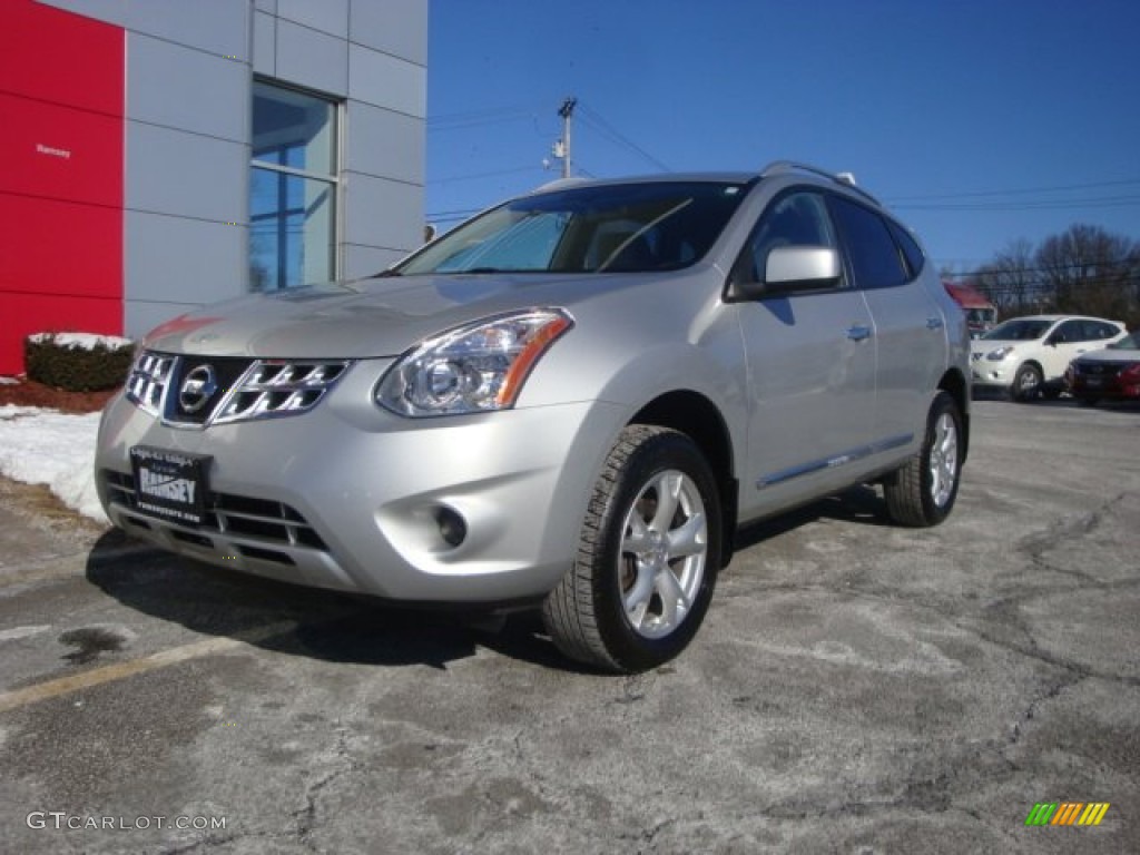 2011 Rogue SV AWD - Silver Ice Metallic / Gray photo #1