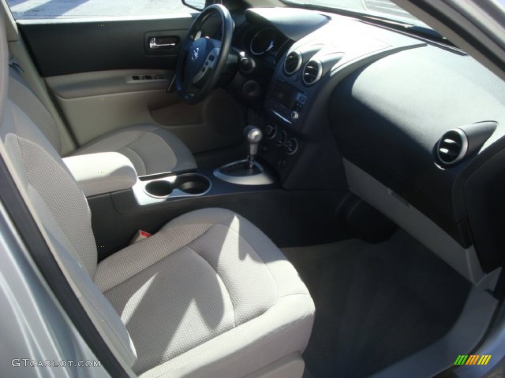 2011 Rogue SV AWD - Silver Ice Metallic / Gray photo #16