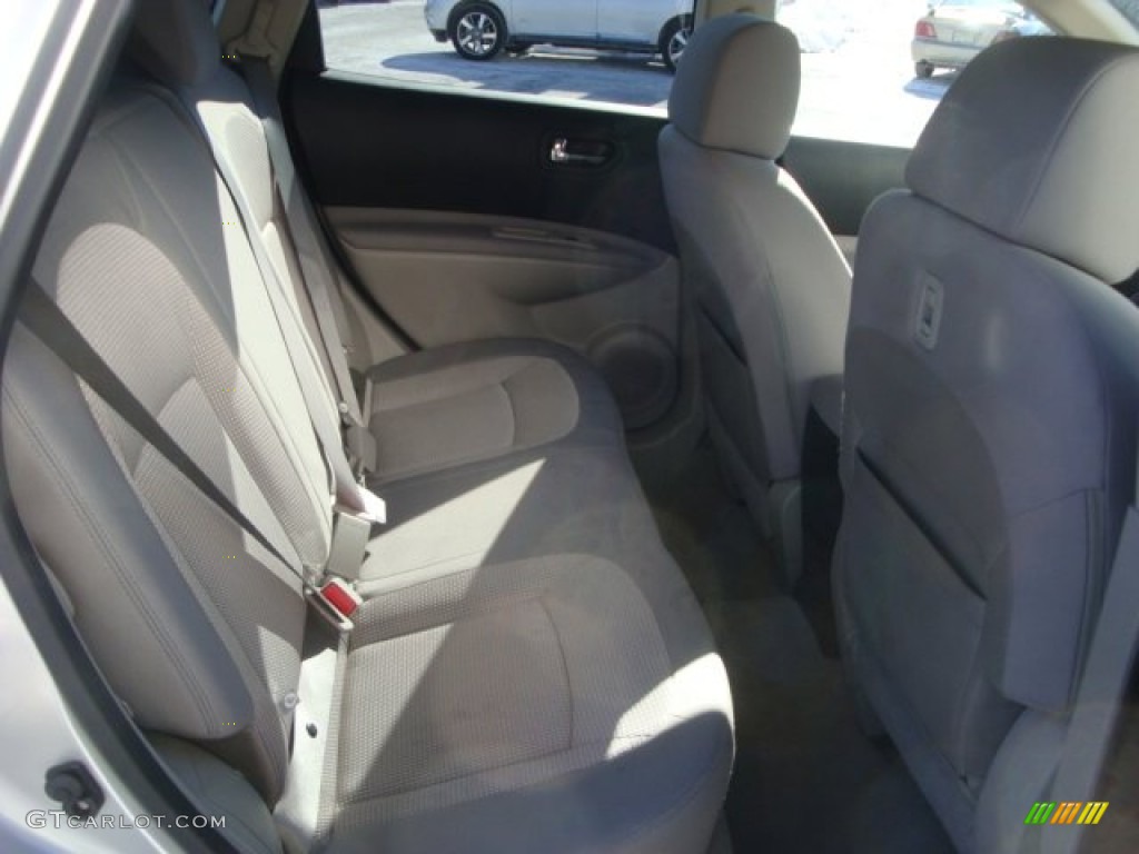 2011 Rogue SV AWD - Silver Ice Metallic / Gray photo #18