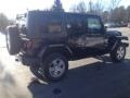 Black - Wrangler Unlimited Sahara 4x4 Photo No. 4