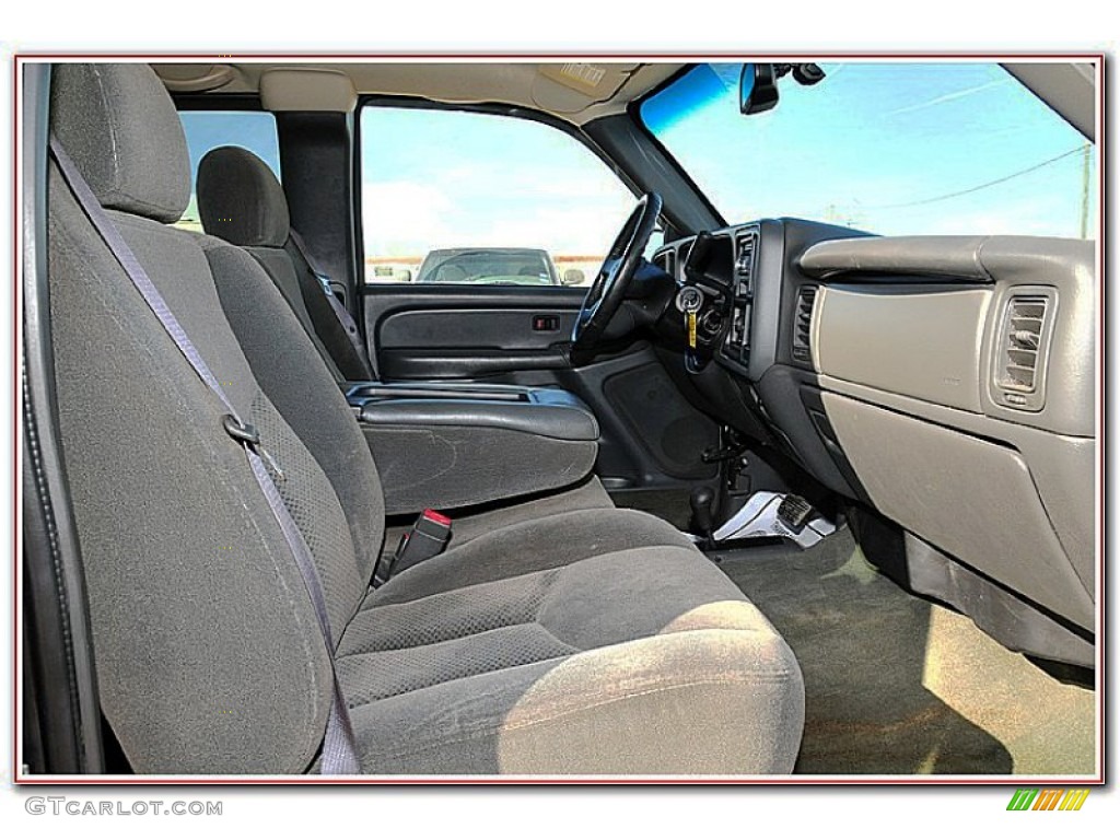 2004 Silverado 1500 LS Extended Cab 4x4 - Dark Gray Metallic / Medium Gray photo #25