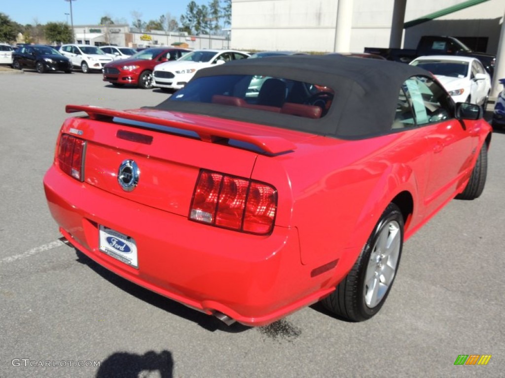 2006 Mustang GT Premium Convertible - Torch Red / Red/Dark Charcoal photo #9