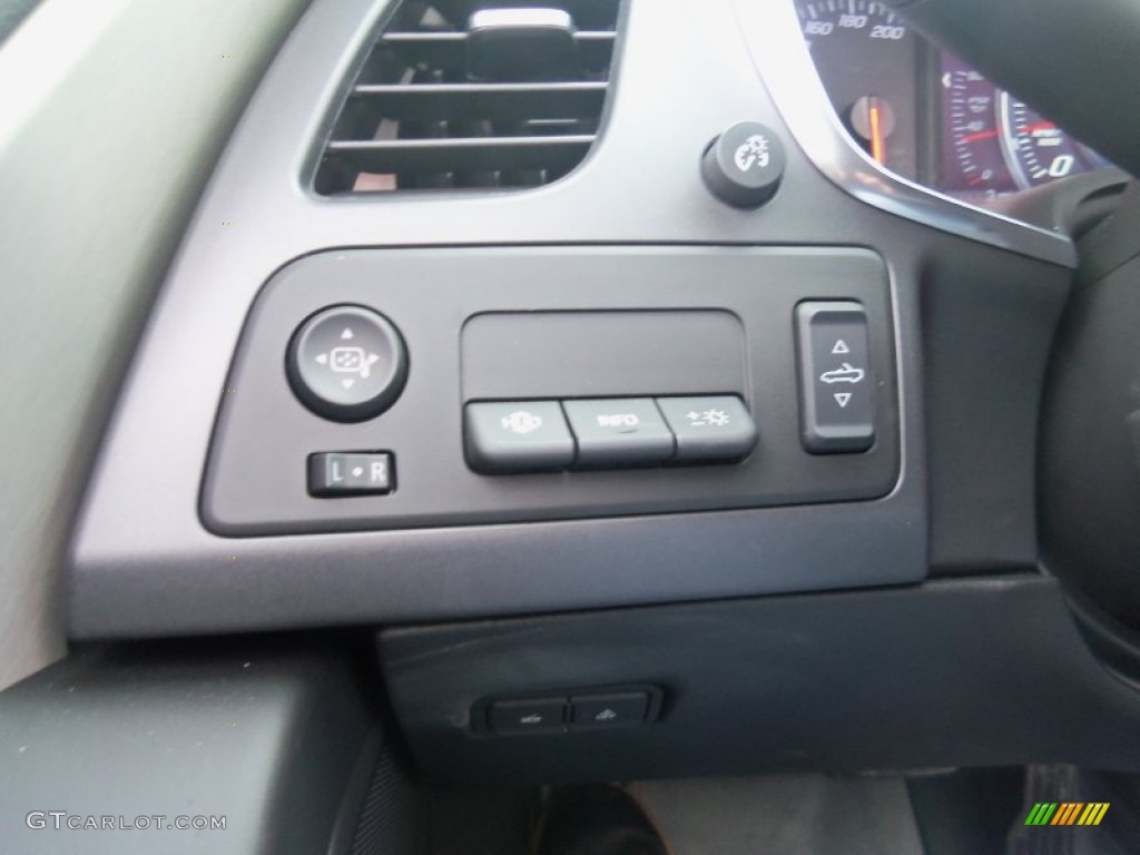 2014 Chevrolet Corvette Stingray Convertible Controls Photo #90052108