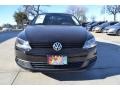 Black - Jetta SE Sedan Photo No. 8