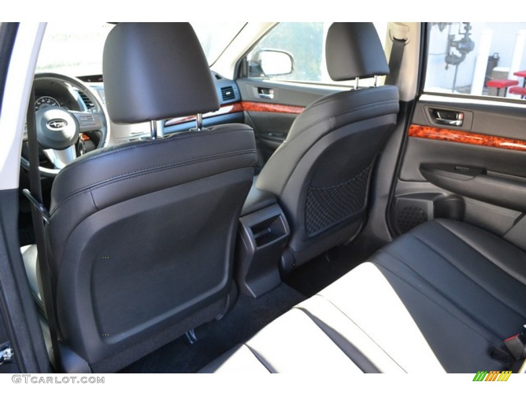 2011 Outback 3.6R Limited Wagon - Graphite Gray Metallic / Off Black photo #18
