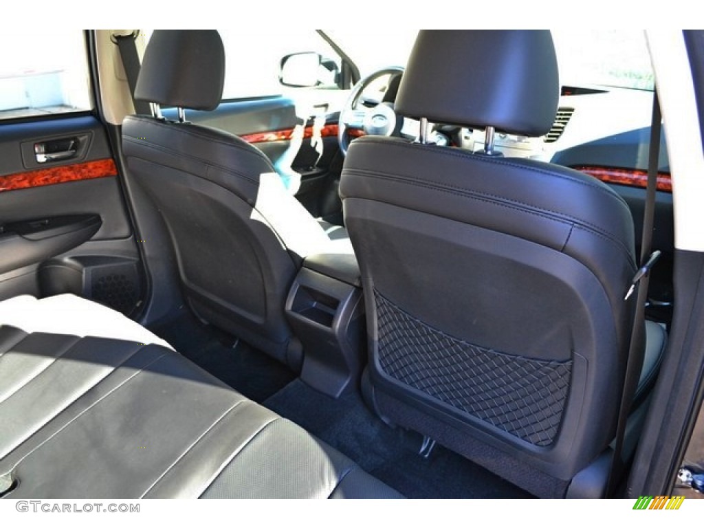 2011 Outback 3.6R Limited Wagon - Graphite Gray Metallic / Off Black photo #19