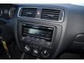 Black - Jetta SE Sedan Photo No. 17