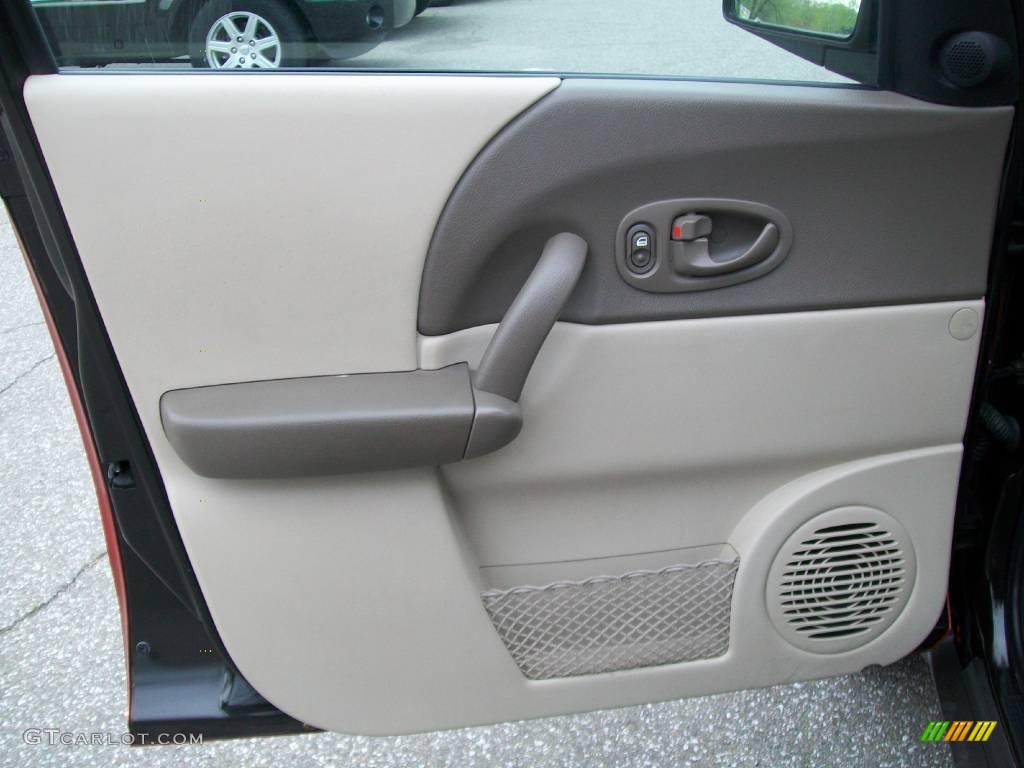 2003 VUE V6 - Orange / Light Tan photo #11