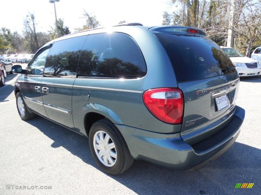2006 Town & Country Touring - Magnesium Pearl / Medium Slate Gray photo #3