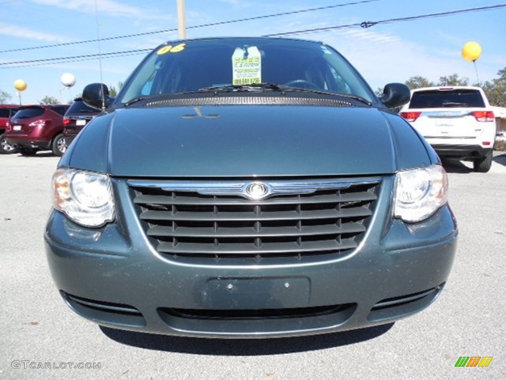 2006 Town & Country Touring - Magnesium Pearl / Medium Slate Gray photo #15