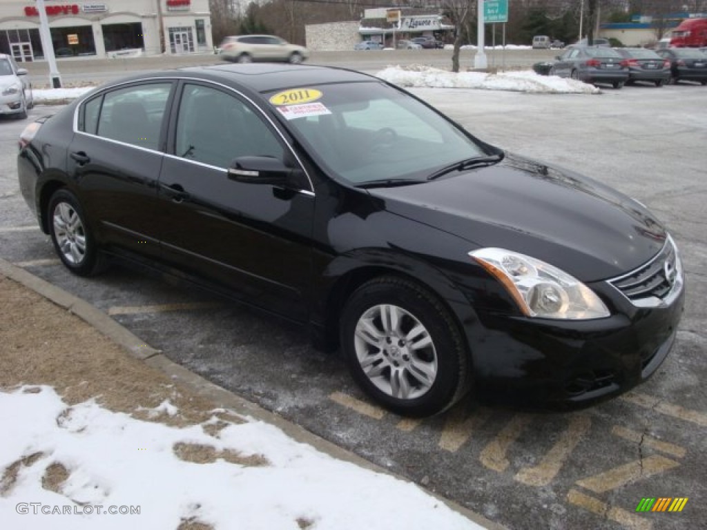 2011 Altima 2.5 SL - Super Black / Charcoal photo #3