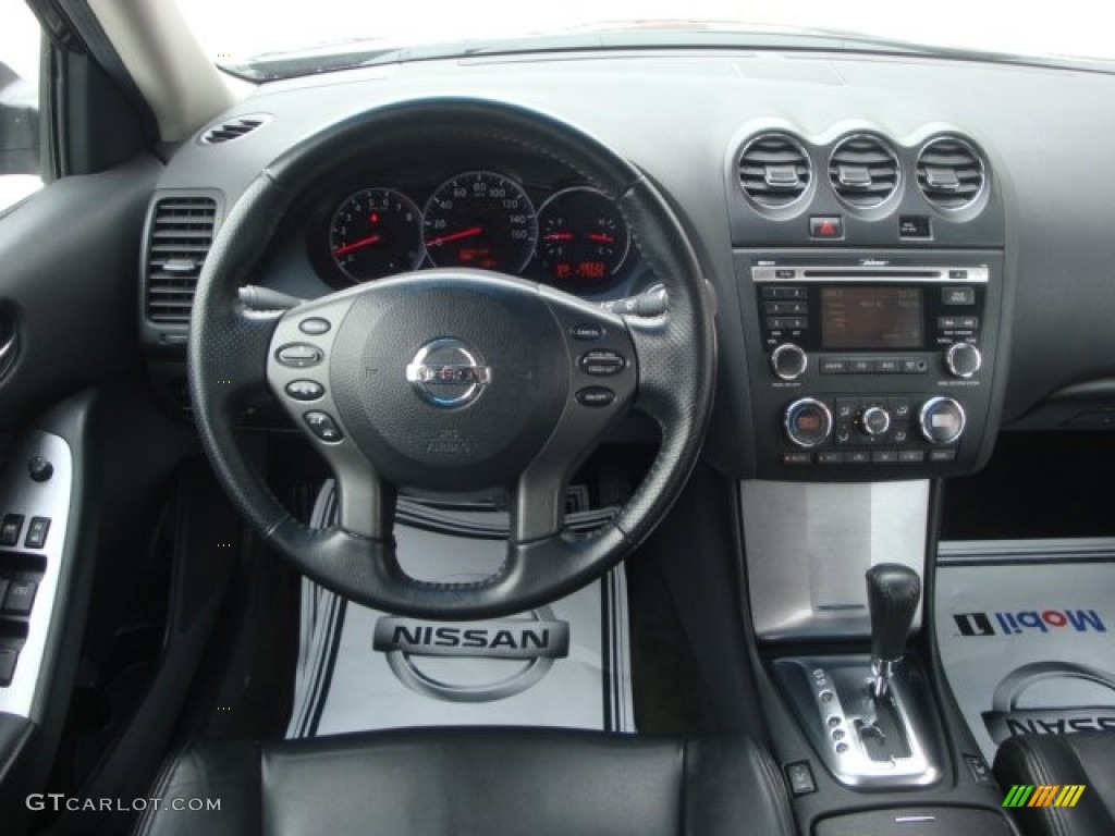2011 Altima 2.5 SL - Super Black / Charcoal photo #12