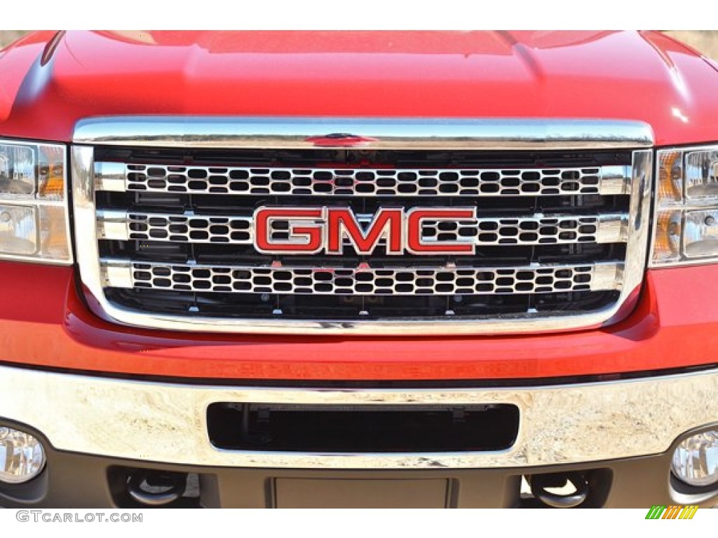 2014 GMC Sierra 2500HD SLT Crew Cab 4x4 Marks and Logos Photos