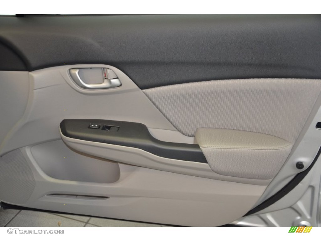 2014 Civic LX Sedan - Alabaster Silver Metallic / Gray photo #29