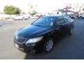 Black - Camry LE Photo No. 3
