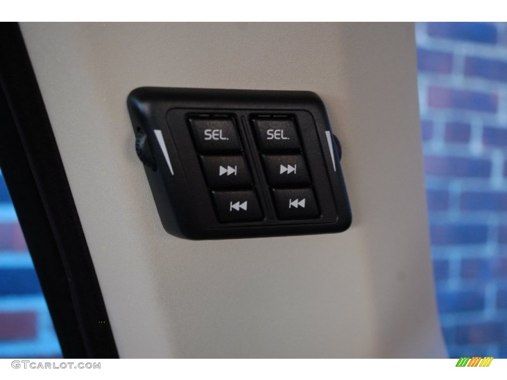 2004 XC90 T6 AWD - Nautic Blue Metallic / Taupe/Light Taupe photo #104