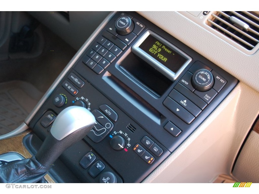 2004 XC90 T6 AWD - Nautic Blue Metallic / Taupe/Light Taupe photo #117