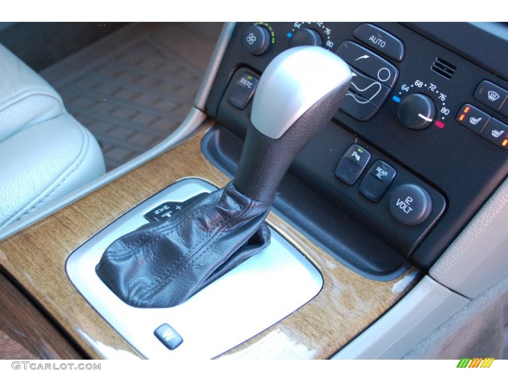 2004 XC90 T6 AWD - Nautic Blue Metallic / Taupe/Light Taupe photo #119
