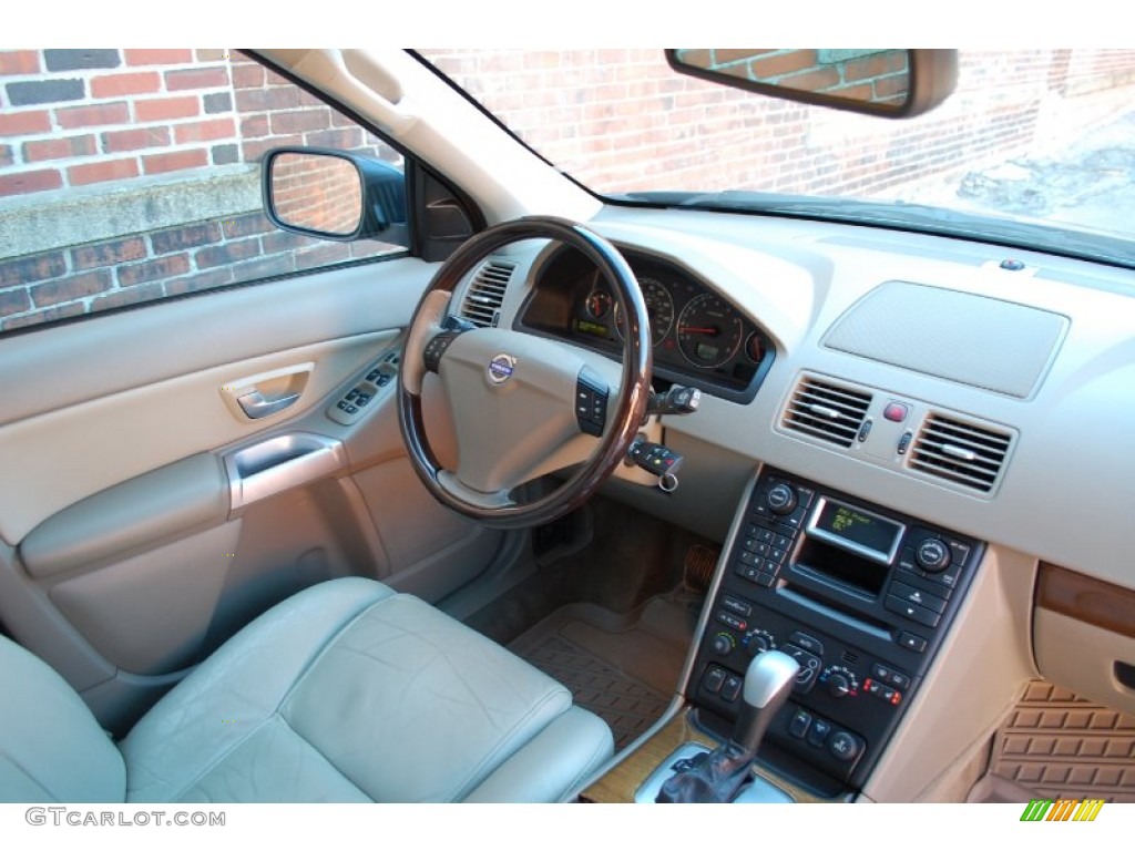 2004 XC90 T6 AWD - Nautic Blue Metallic / Taupe/Light Taupe photo #122