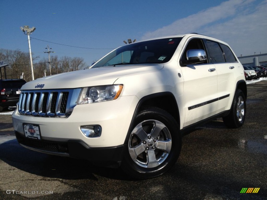 Stone White Jeep Grand Cherokee